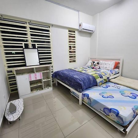 Cozy Familee Homestay Simpang Ampat  Kültér fotó